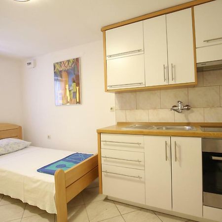 Apartments Paleka Petrcane Exterior photo