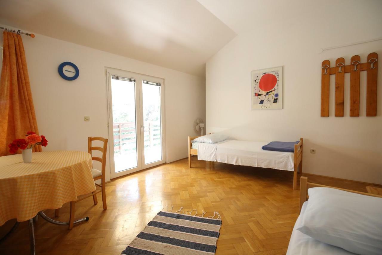 Apartments Paleka Petrcane Exterior photo